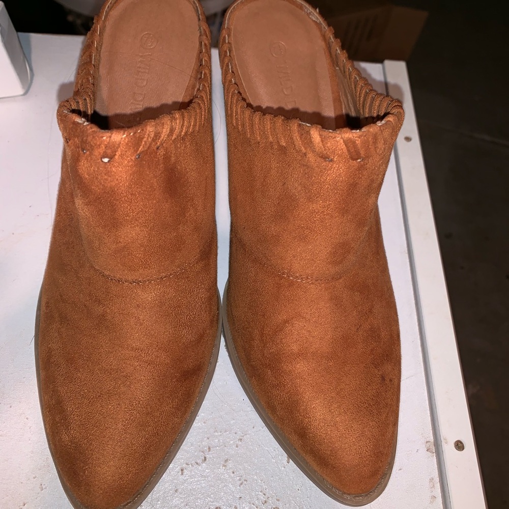 Wild Dive High Heels